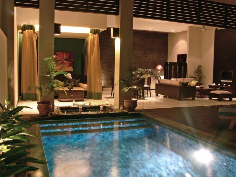 Alam Warna Villa