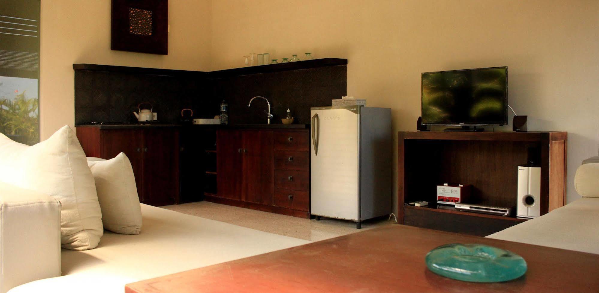 Alam Warna Seminyak (Bali)