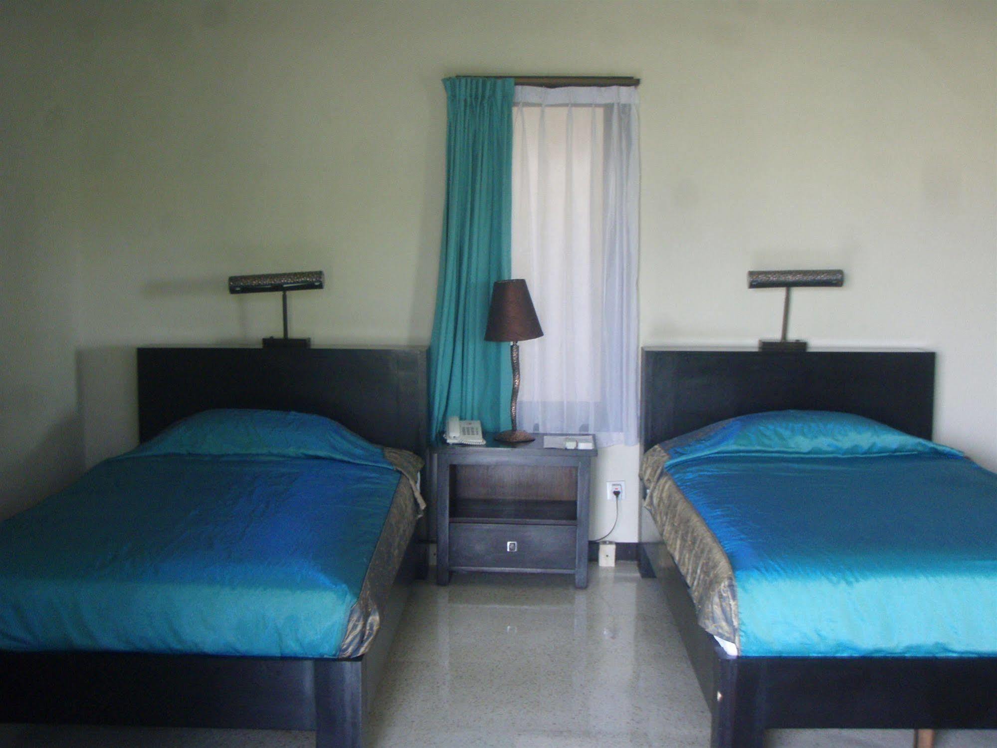 Alam Warna Seminyak (Bali)